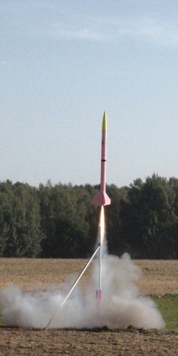 Ruzovy Panter na AP 740 Ns - start